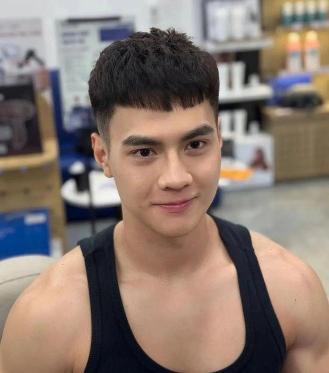 适合中国男生剪的3款发型太帅了！