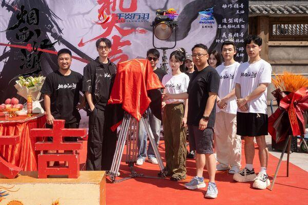 曹佑宁首度拍大陆短剧！古装上阵「热到怀疑